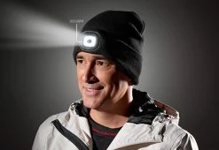 Wholesale β€οΈ LED Light Up Beanie by Sharper Image β¨