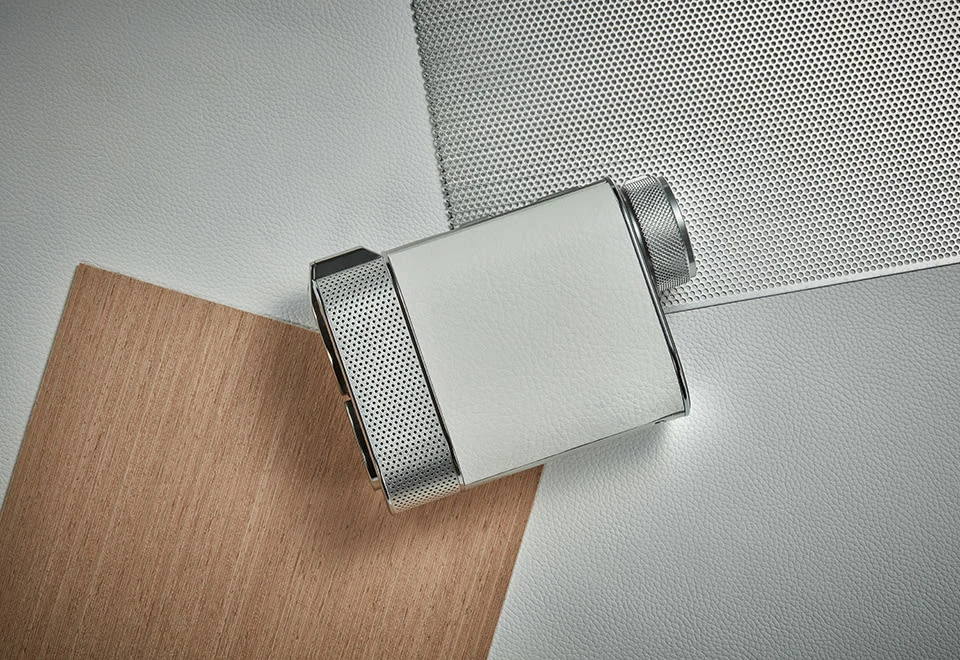 Best deal π GPS Laser Golf Range Finder by Voice Caddie (GST Solutions, Inc.) π - Image 6