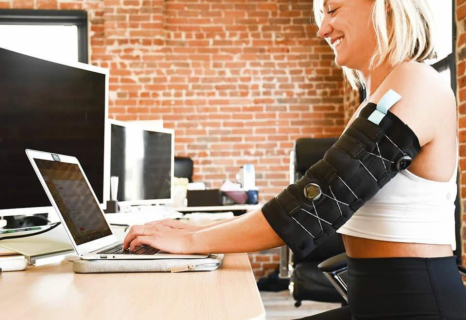 Flash Sale π Cold Compression Sleeve by Recoup Fitness, INC βοΈ - Image 3